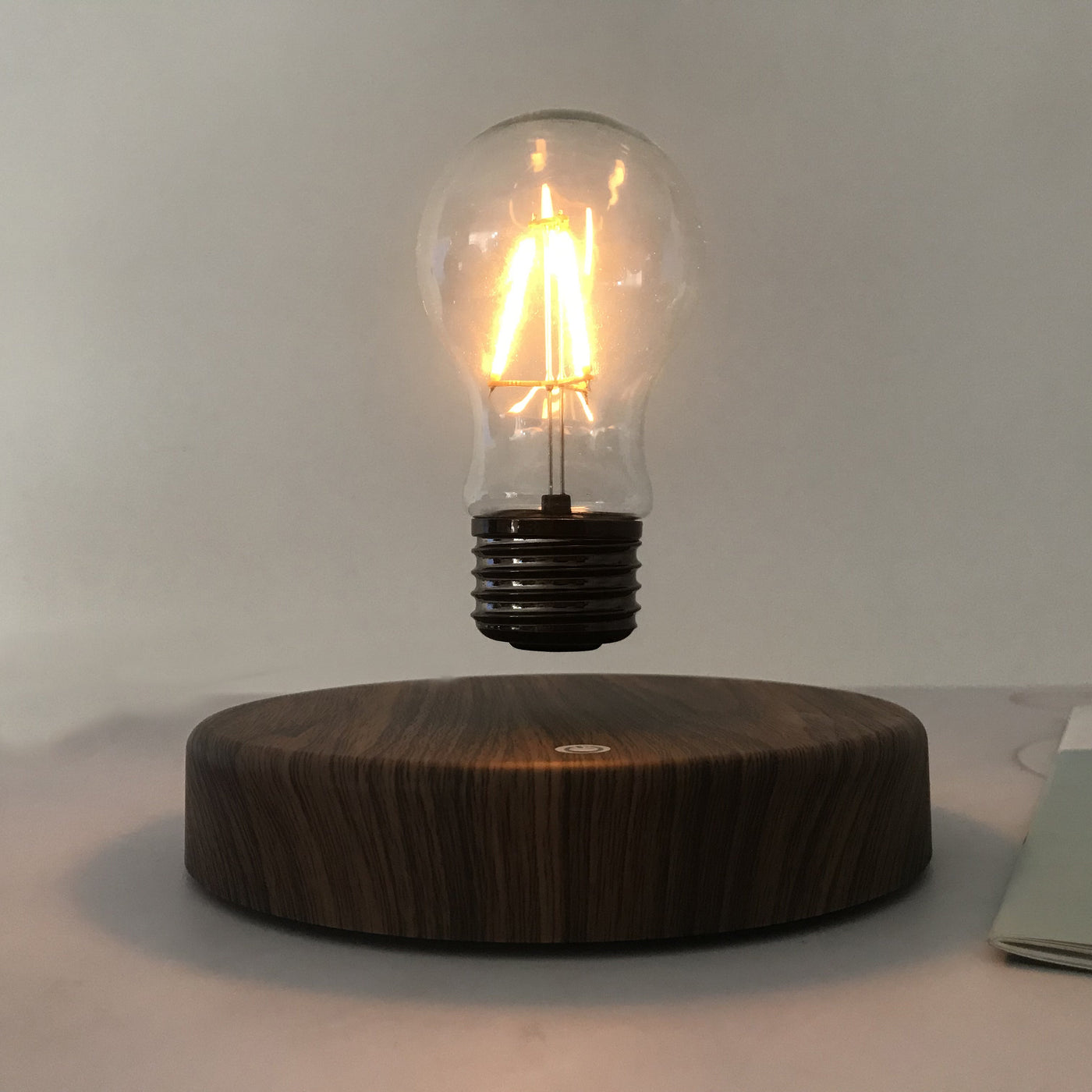 Levitating LED Desk Lamp - Add A Touch Of Magic To Your Home Decor!