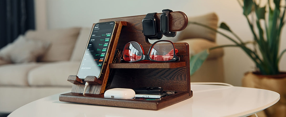 1PC stylish wooden telephone rack, display watch wallet, glasses, keys, bedside table, bedroom, living room, dormitory, home storage room, Men's watches and jewelry storage base